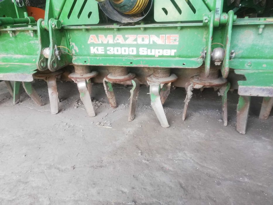 Agregat uprawowo siewny AMAZONE KE3000 D9 SUPER talerzowy 3M KUHN