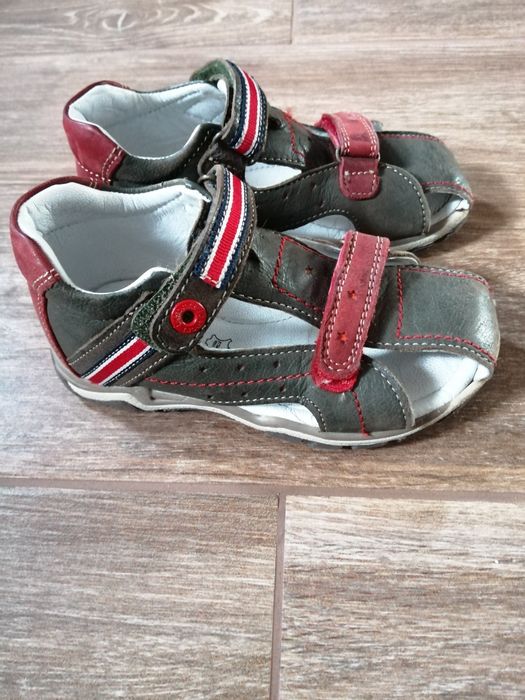 Sandałki Lasocki rozm. 25