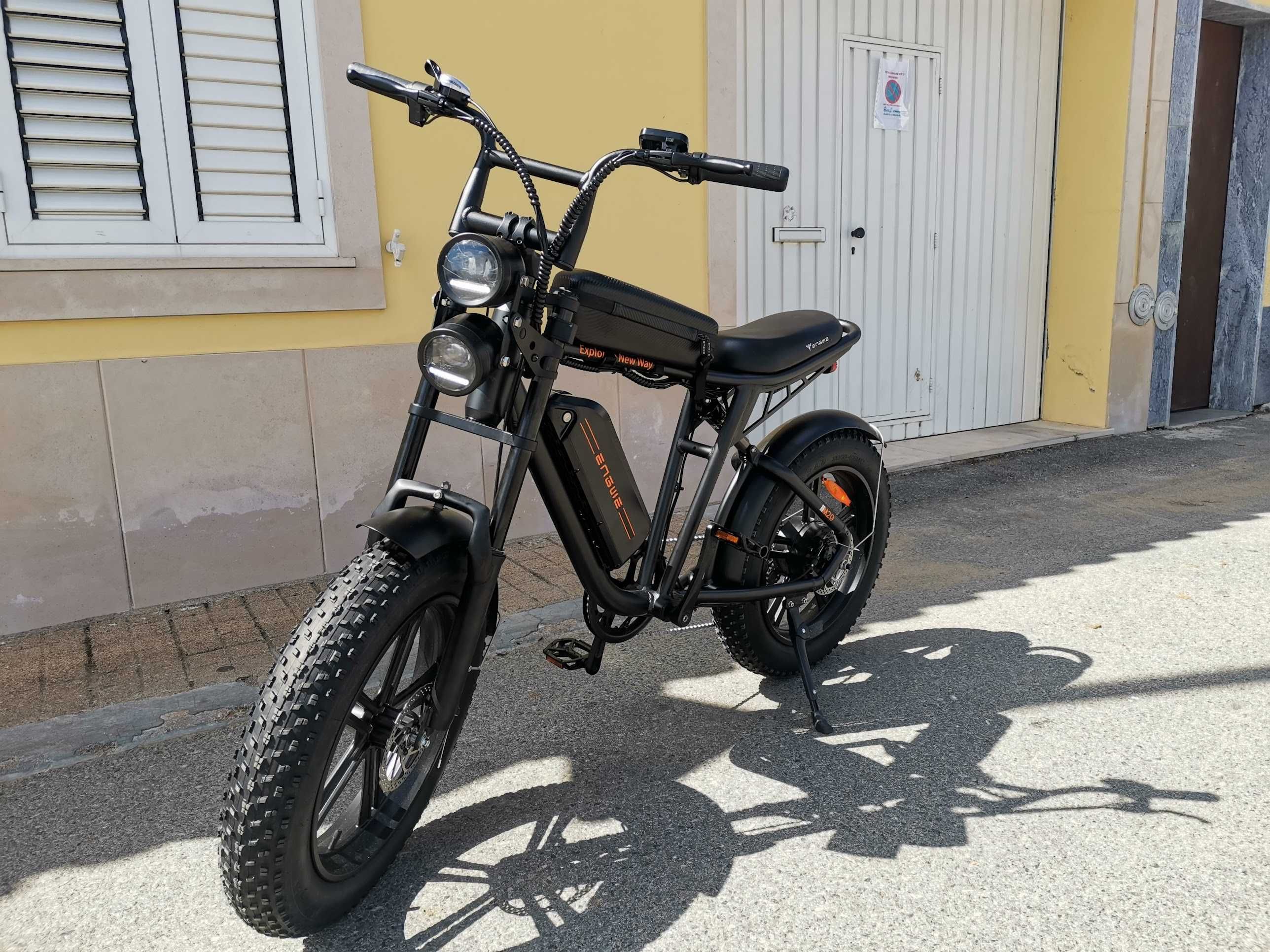 Vendo ENGWE M20 Preta - com a bateria avariada