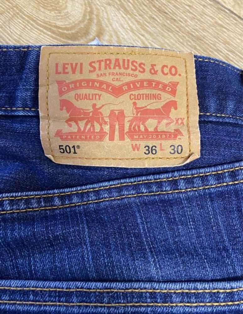 Шорти від Levis