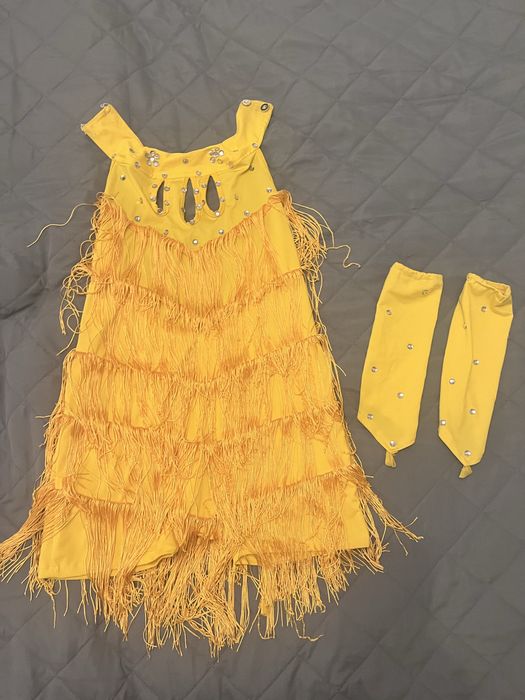 Stroj do tanca 140/146cm