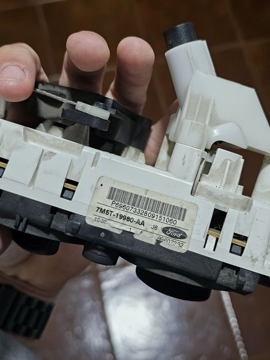 Controlo de Sofagem Ford Focus Mk2