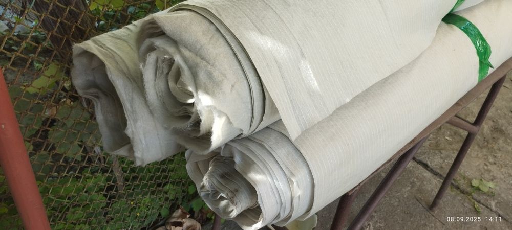 Геотекстиль для утеплення хвойних рослин винограду