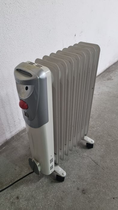 Radiador aquecedor a  óleo eletrico