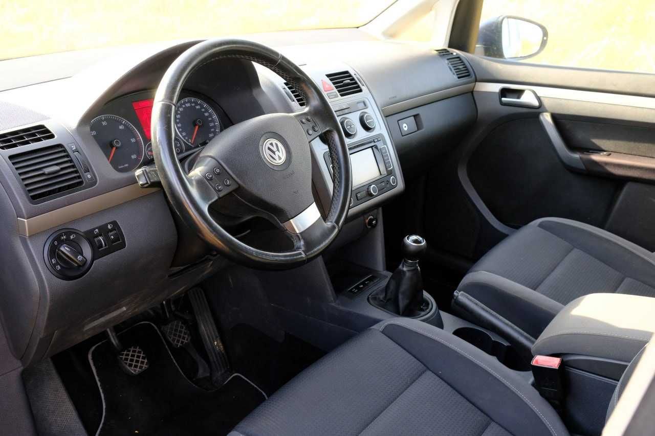 VW Touran 1.9 TDi Trendline Blue 7L