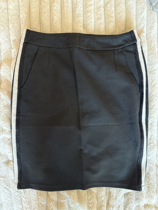 Спідниця чорна з білими вставками