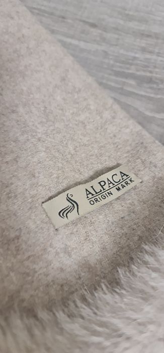 Пальто із шерсті Альпаки хутро натурального песця