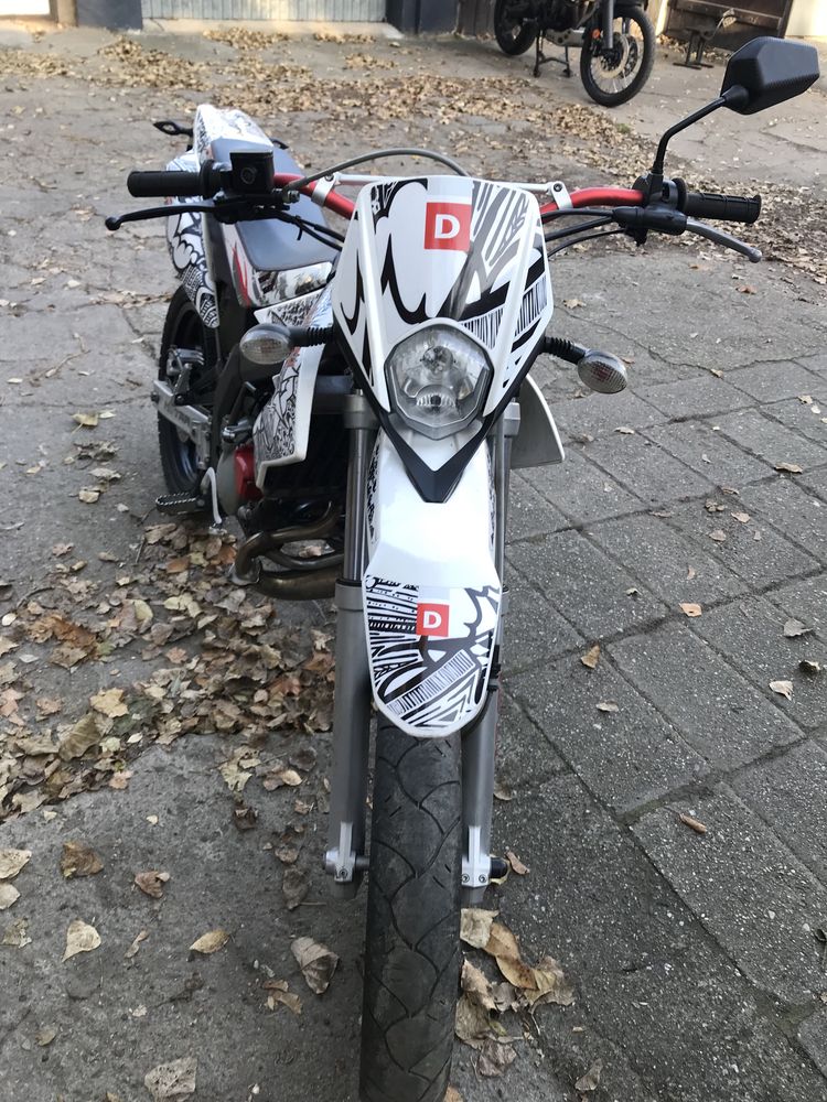 Derbi senda 50 drd racing beta rr transport Rieju MRT 50 pro