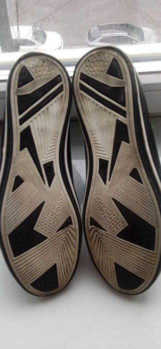 Чоловіче взуття MIDA 44 розміру, устілка 29 см. стан на 5 -