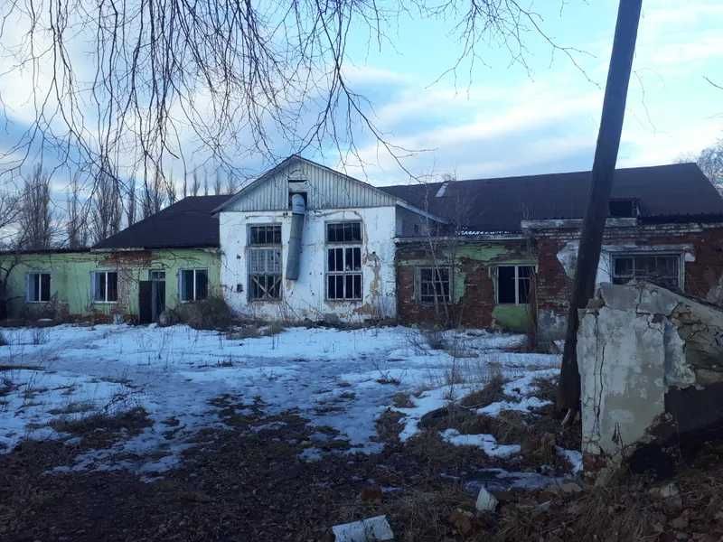 Приміщення їдальні з погребом, 937,6 кв. м, вул. Індустріальна, 1