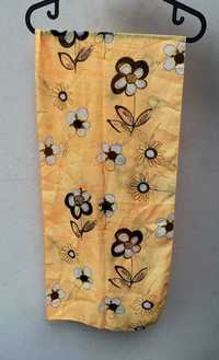 Długi żółty szal/apaszka w kwiatki
