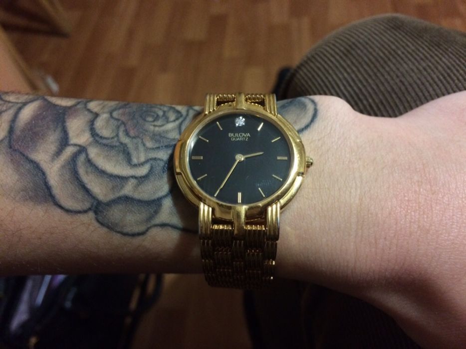Продам женские часы Bulova gold plated, б/у 50$
