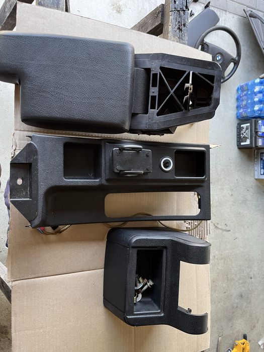 Bmw e36  compact podłokietnik idealny