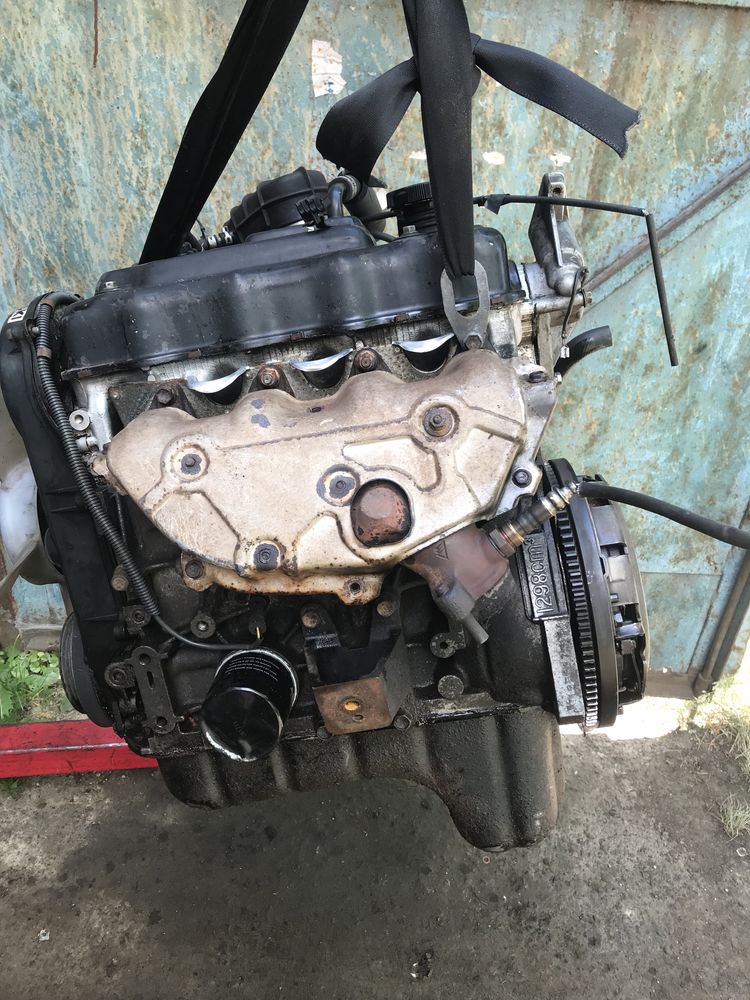 Двигун Suzuki Samurai 1.3 бензин G13B Запчастини Сузукі Самурай