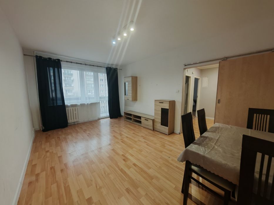 2-Pokojowe mieszkanie na osiedlu beskidzkim