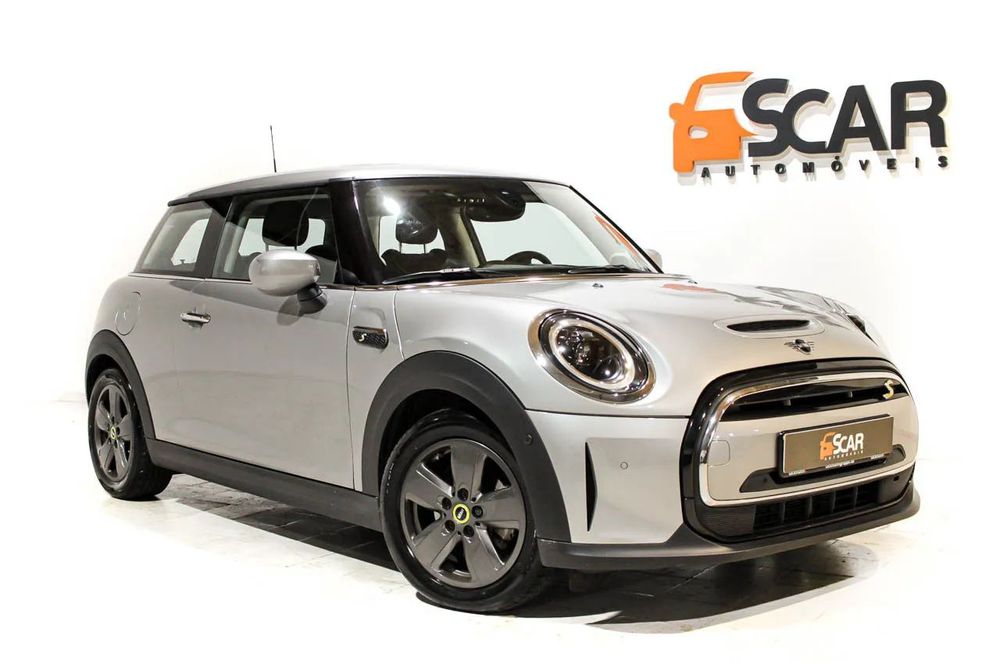 MINI 3 Portas Cooper SE Collection