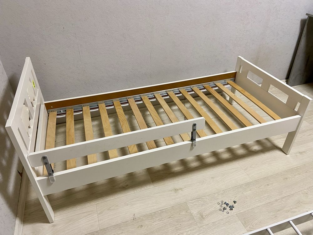 Детская кровать Ikea kritter с ламелями и матрасом 70x160 см