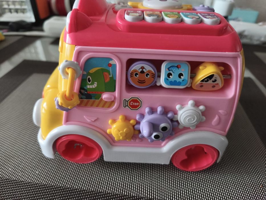 Інтерактивний автобус, розвиваюча іграшка