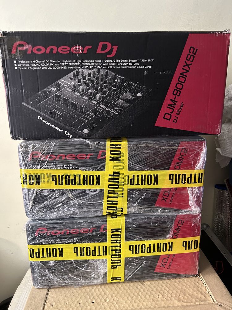 Продам комплект Pioneer Xdj 1000 mk2 (new) + Djm 900 nxs 2 б/в