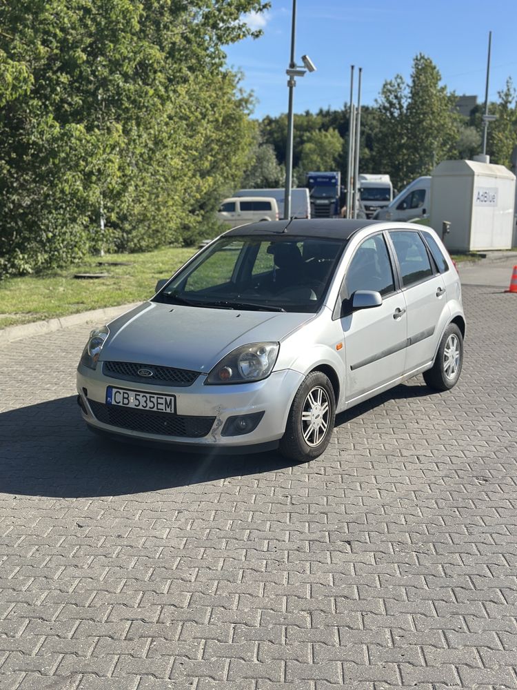 Ford fiesta 2006r 1.3 LPG do 2032