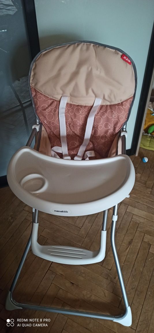Стілець для годування