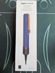 Niebiesko-złota prostownica do włosów Dyson HT01