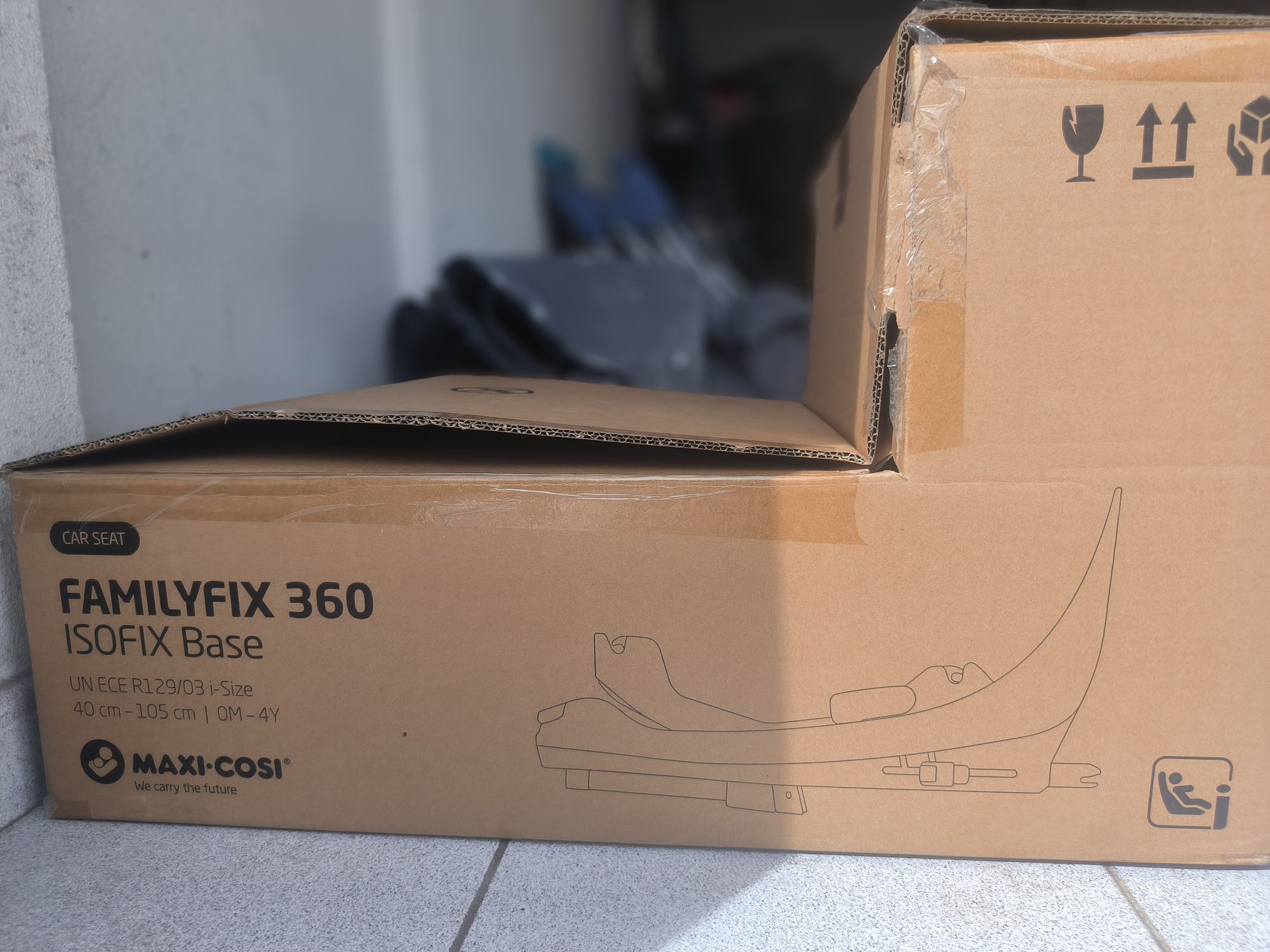 Isofix maxi cosi familyfix 360 com garantia 2 anos