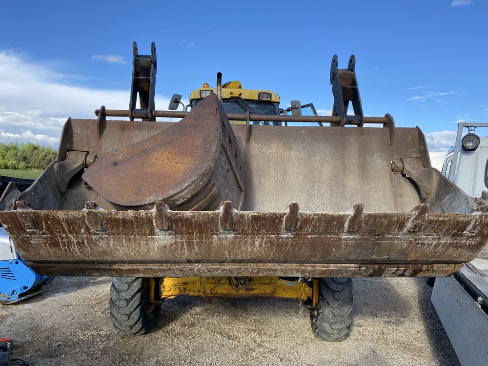 Jcb 3cx koparko ładowarka cat case