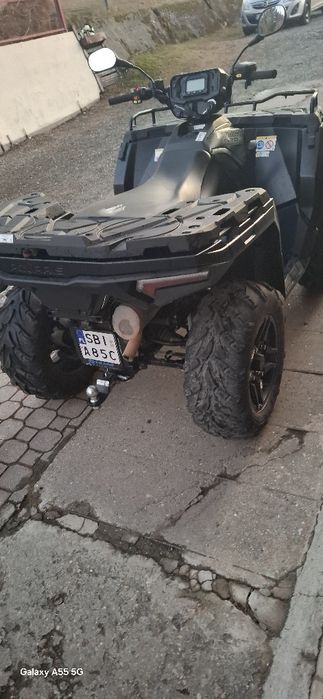 Sprzedam polaris 570 black