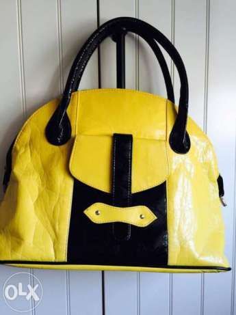 żółta torebka torba łódka
