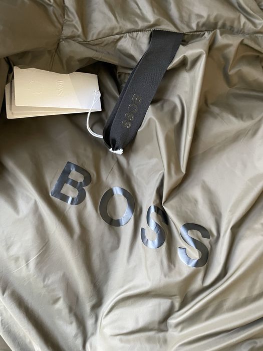 Пуховик Hugo Boss/ новий, оригінал