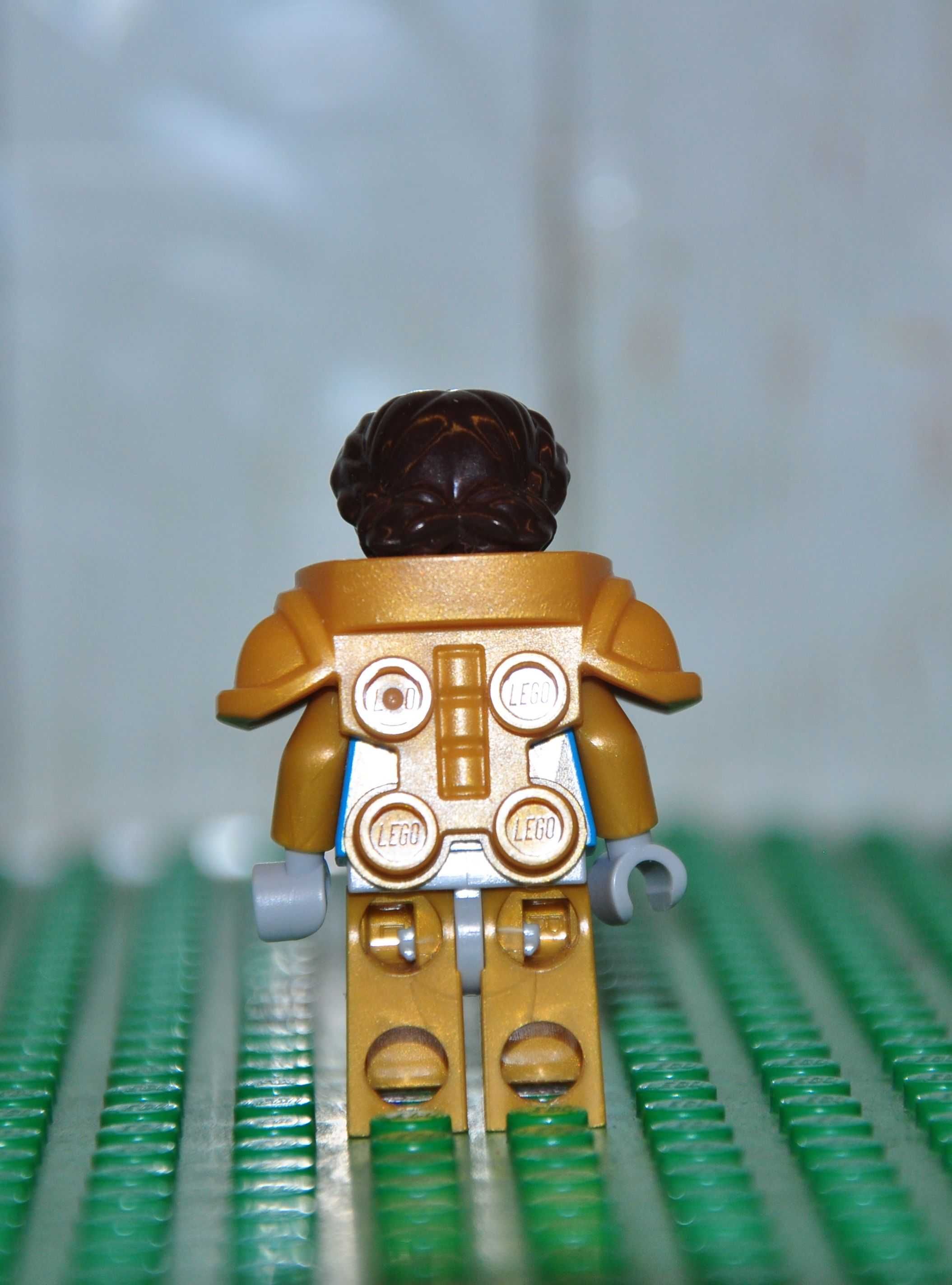 F1044. Figurka LEGO Nexo Knights - nex066 Queen Halbert