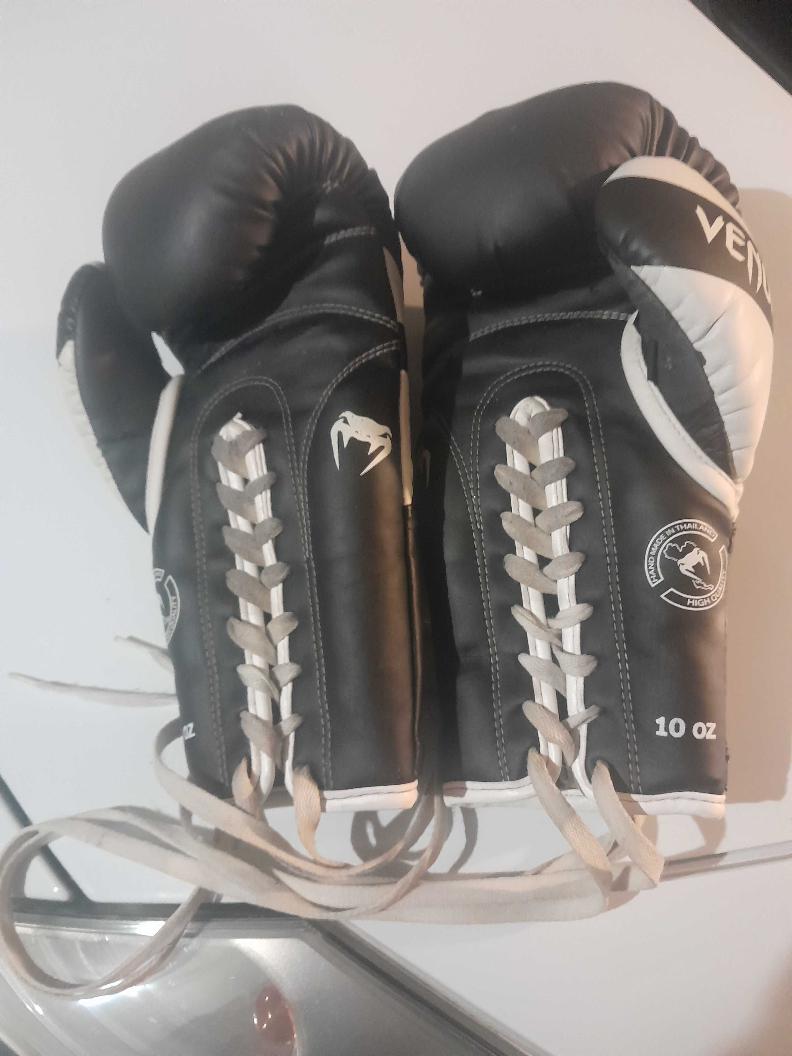 Luvas boxe com cordões