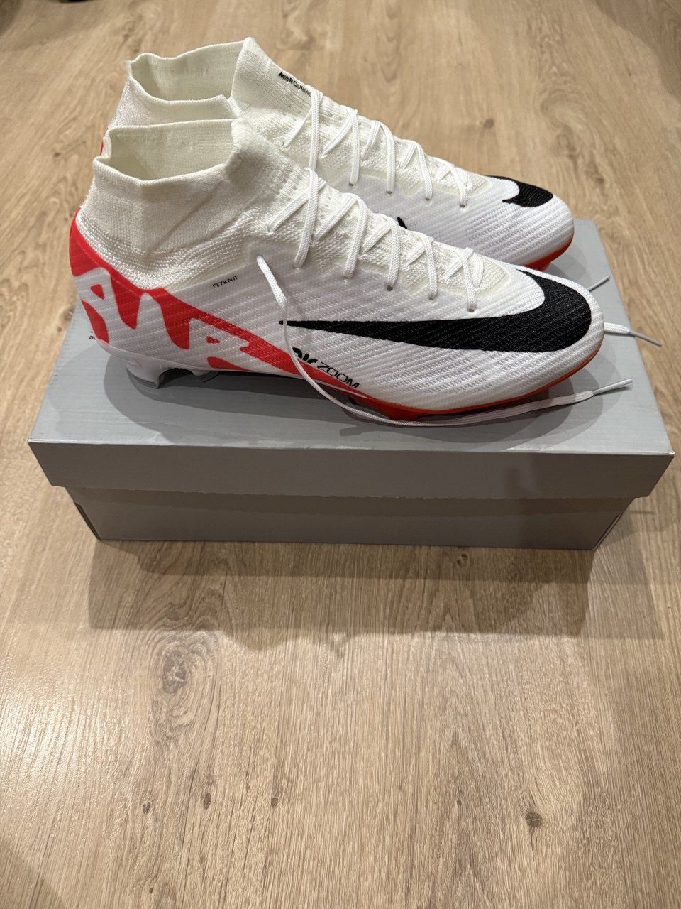 Продам бутси Nike Mercurial Superfly 9 , розмір 43