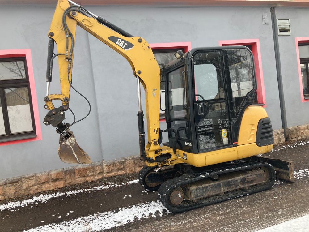 Wynajem minikoparek bez operatora zrób to sam