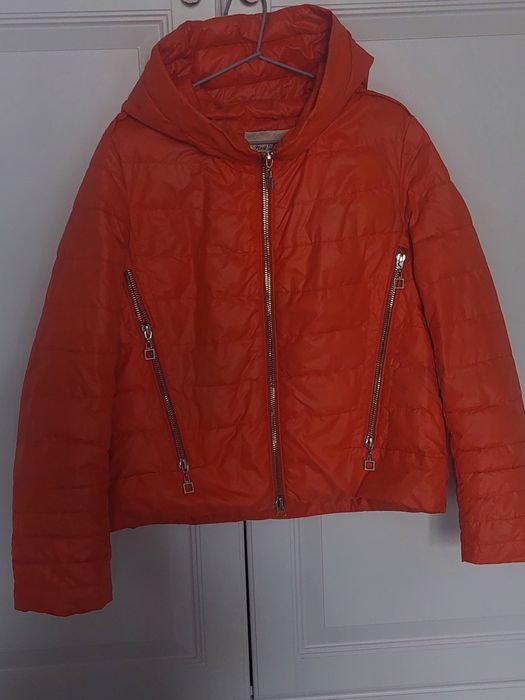 Жіноча куртка весна-осінь