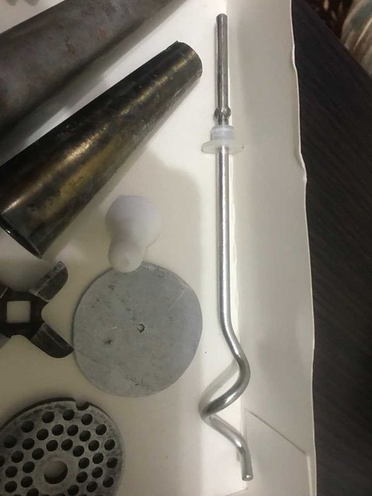 Формы корзиночек, трубочек, венчик  для теста, ножи для мясорубки