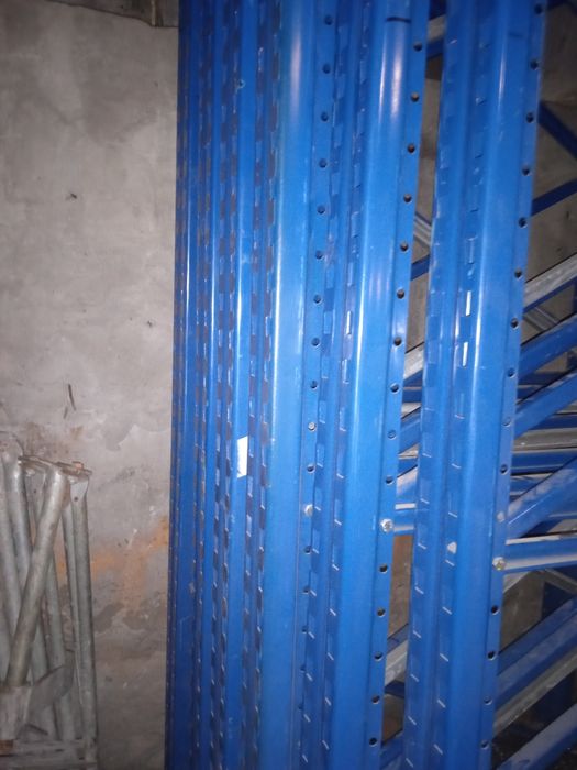 Продам паллетные стеллажи, стеллажи для склада, стеллажи бу