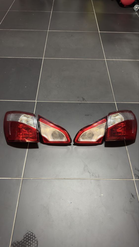 Farolins traseiros Nissan Qashqai