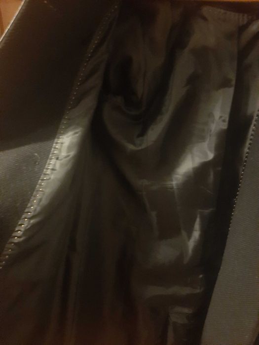 Casaco Bigzone preto Tam XL Pagamento só por transferência bancária