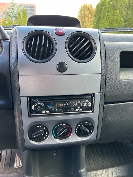 Citroen Berlingo ciężarowy 1.4 * 2005 r. * VAT 1