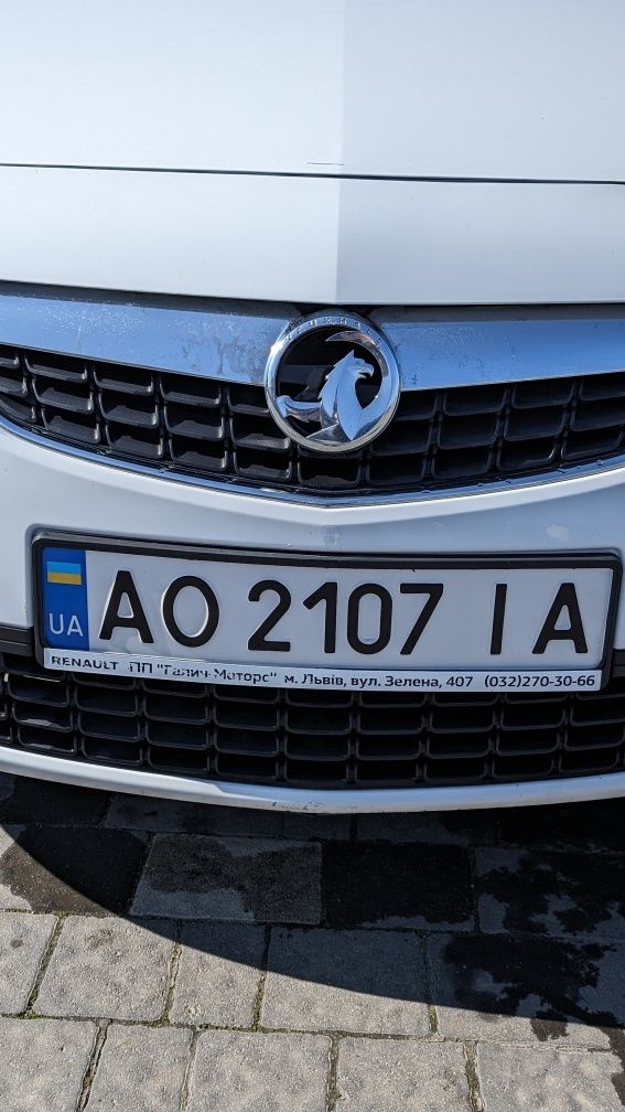 Opel Astra J 2012 (гарний стан)