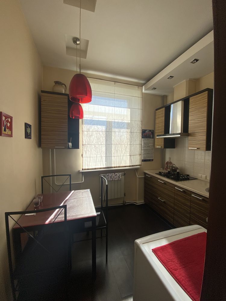 В продаже 2к квартира, центр, Новомосковск