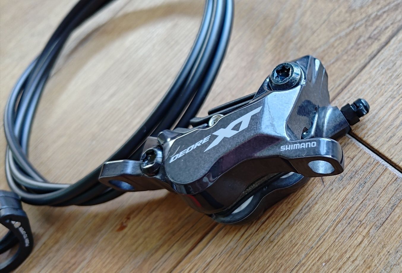 Hamulce 4-tłoki  Shimano XT BR-M8120 nowe P+T, klocki metaliczne