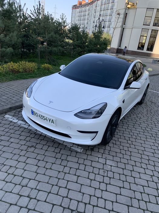 Tesla Model3 2021рік