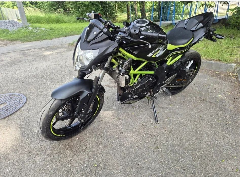 Kawasaki Z Kawasaki Z125 z 125 niski przebieg 7.300km 1wł 2022r. Ninja mt Dowóz