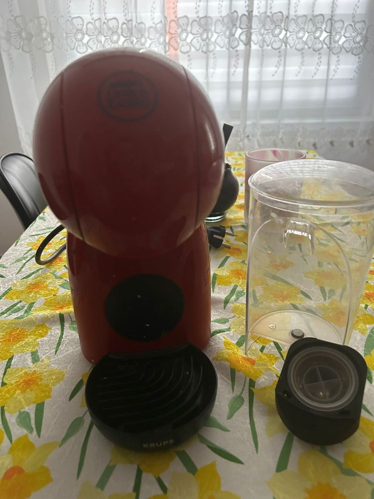 Ekspres do kawy Nescafe Dolce Gusto kapsulki