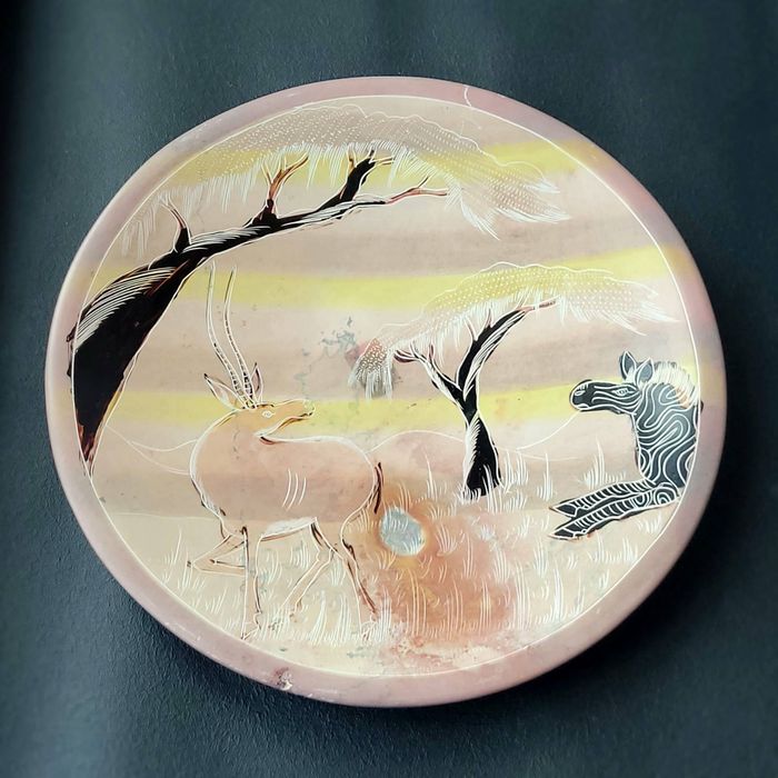 Тарілка з мильного каменю