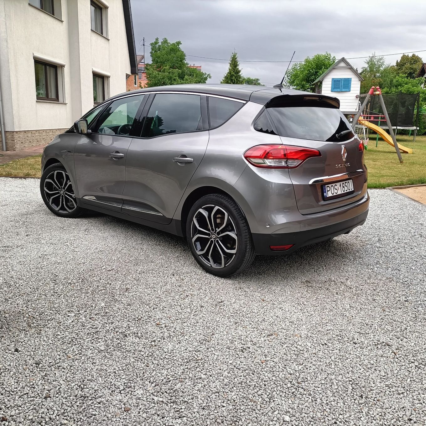 Renault Scenic Black edition automat