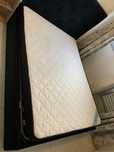 Cama de casal 140x190 como nova